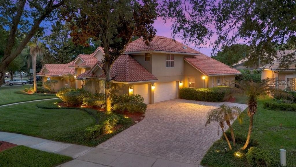 7718 Debeaubien Drive, Orlando, FL 32835 Photo