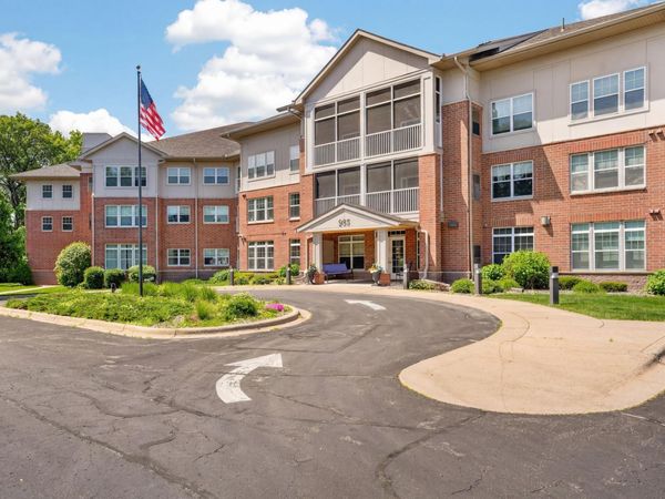935 Ferndale Street N, Unit 317, Maplewood, MN 55119