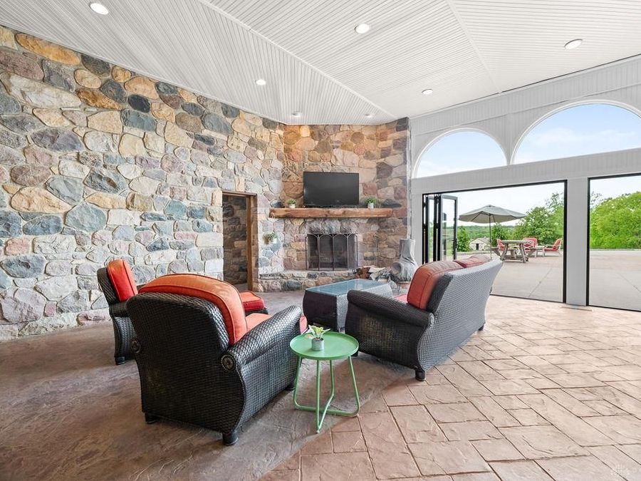 Property Image 48
