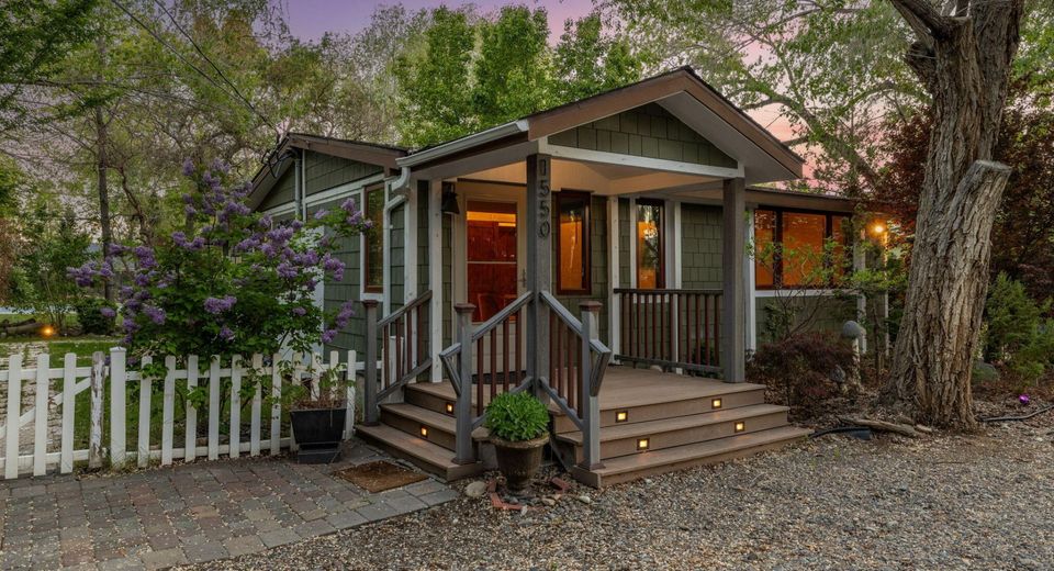 1550 Mt Rose Street, Reno, NV 89509 Photo