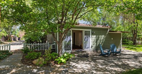1550 Mt Rose Street, Reno, NV 89509 Photo