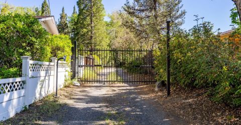 1550 Mt Rose Street, Reno, NV 89509 Photo