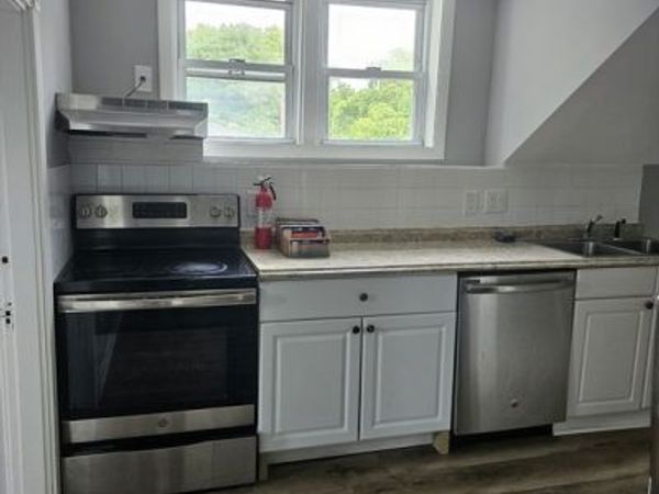 14 Hillside St, Unit 3, Boston, MA 02120