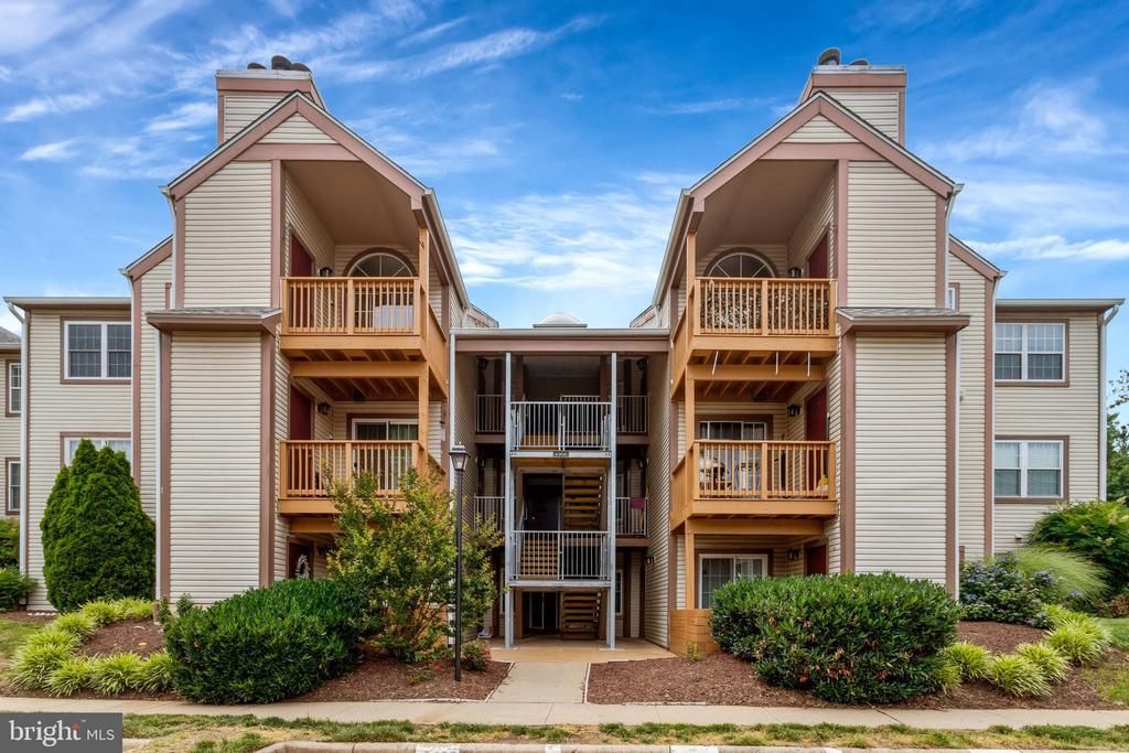 6906 Victoria Drive, Unit K, Alexandria, VA 22310 Main Photo
