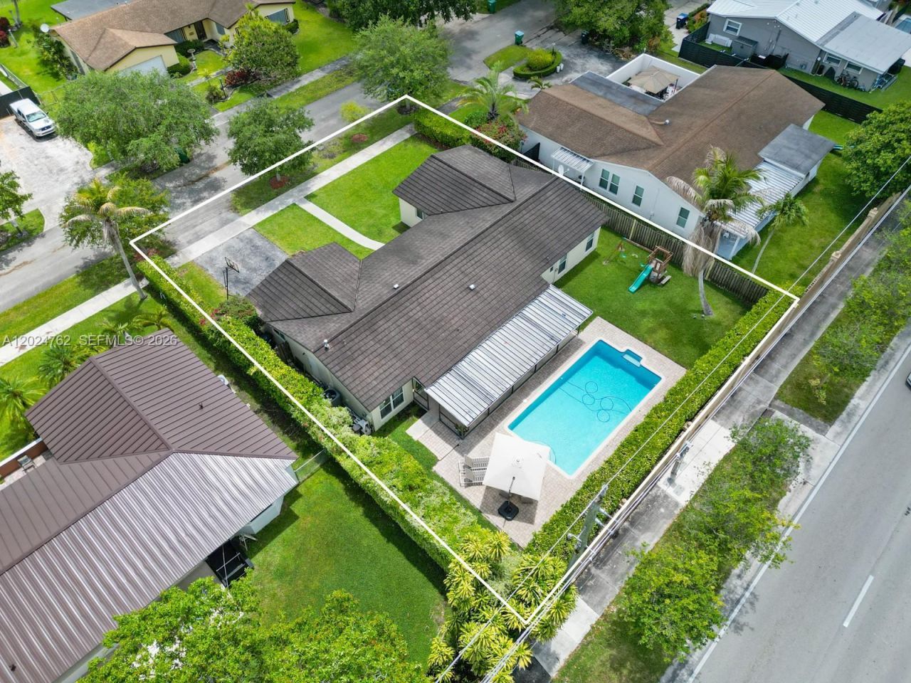 10240 SW 108th St , Miami, FL 33176 Photo