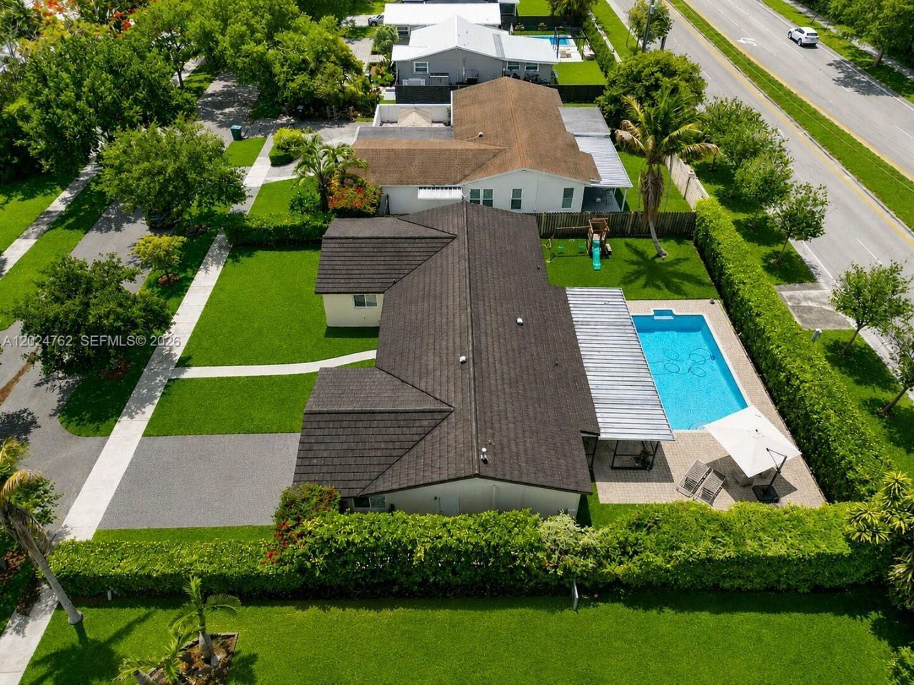 10240 SW 108th St , Miami, FL 33176 Photo