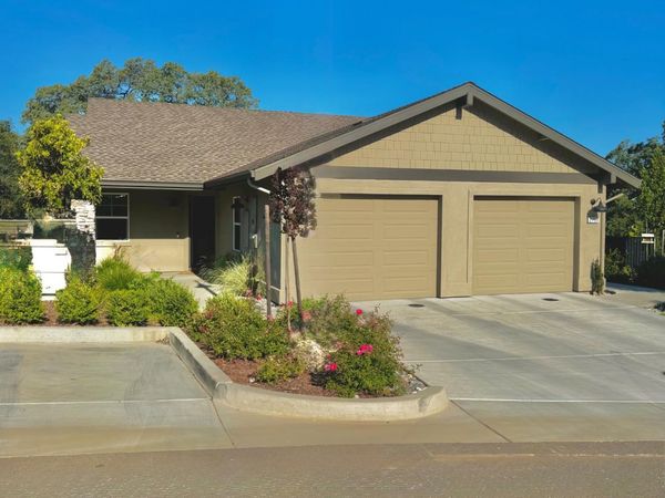2630 Commons Pl, Auburn, CA 95603