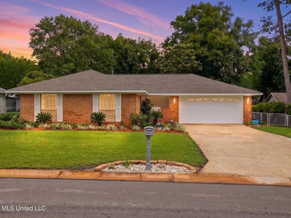 16304 Waycross Drive, Biloxi, MS 39532