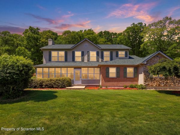 116 Overlook Drive, Saylorsburg, PA 18353