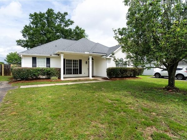 220 Portside Circle W, Mobile, AL 36695