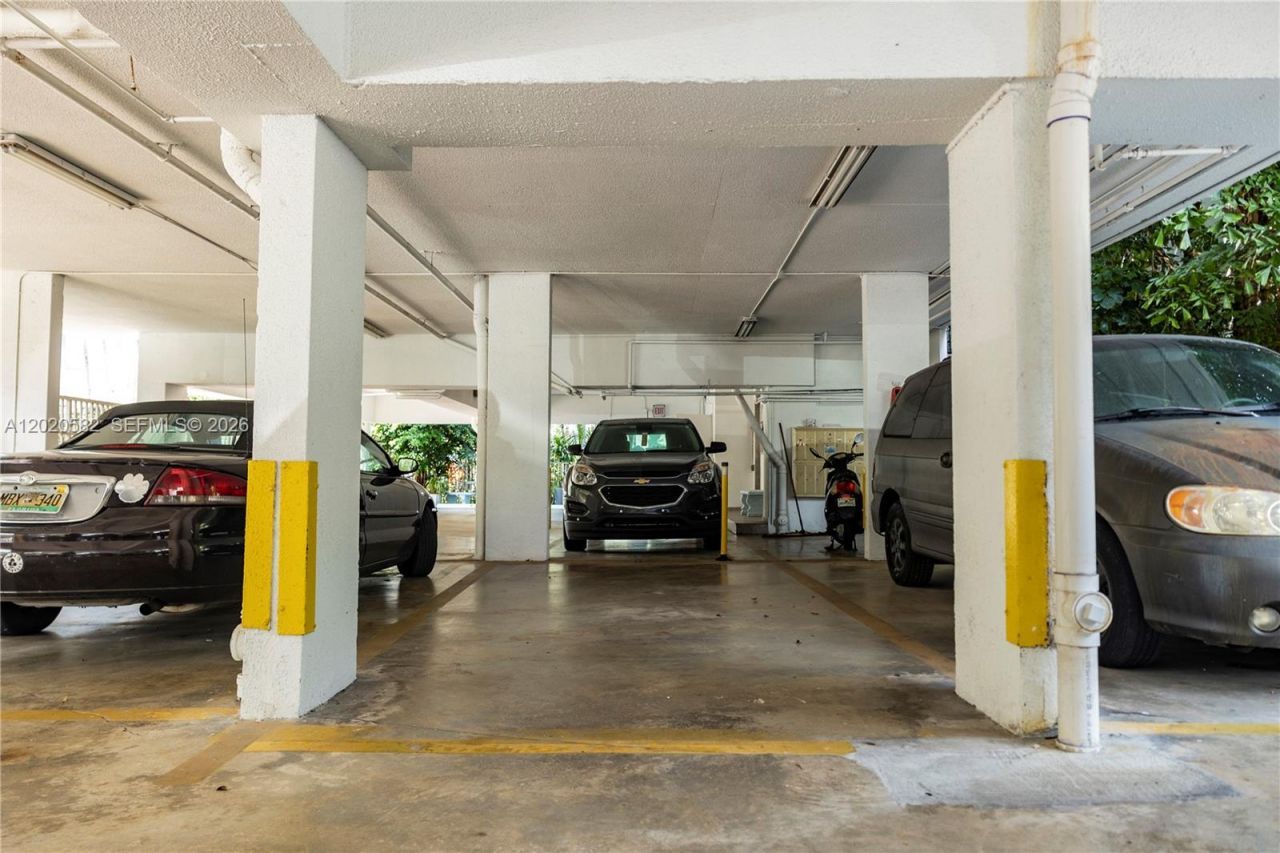 301 Jefferson Ave , Unit 4E, Miami Beach, FL 33139 Photo