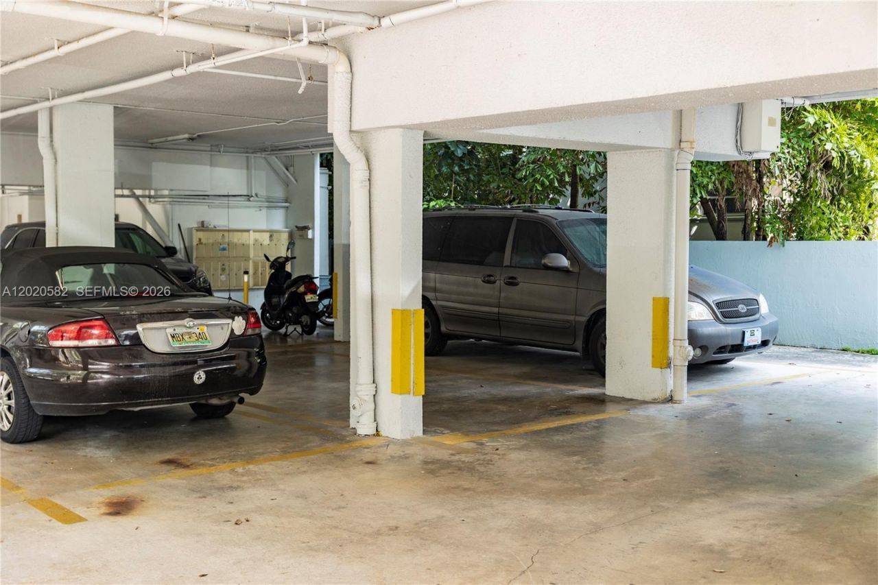 301 Jefferson Ave , Unit 4E, Miami Beach, FL 33139 Photo