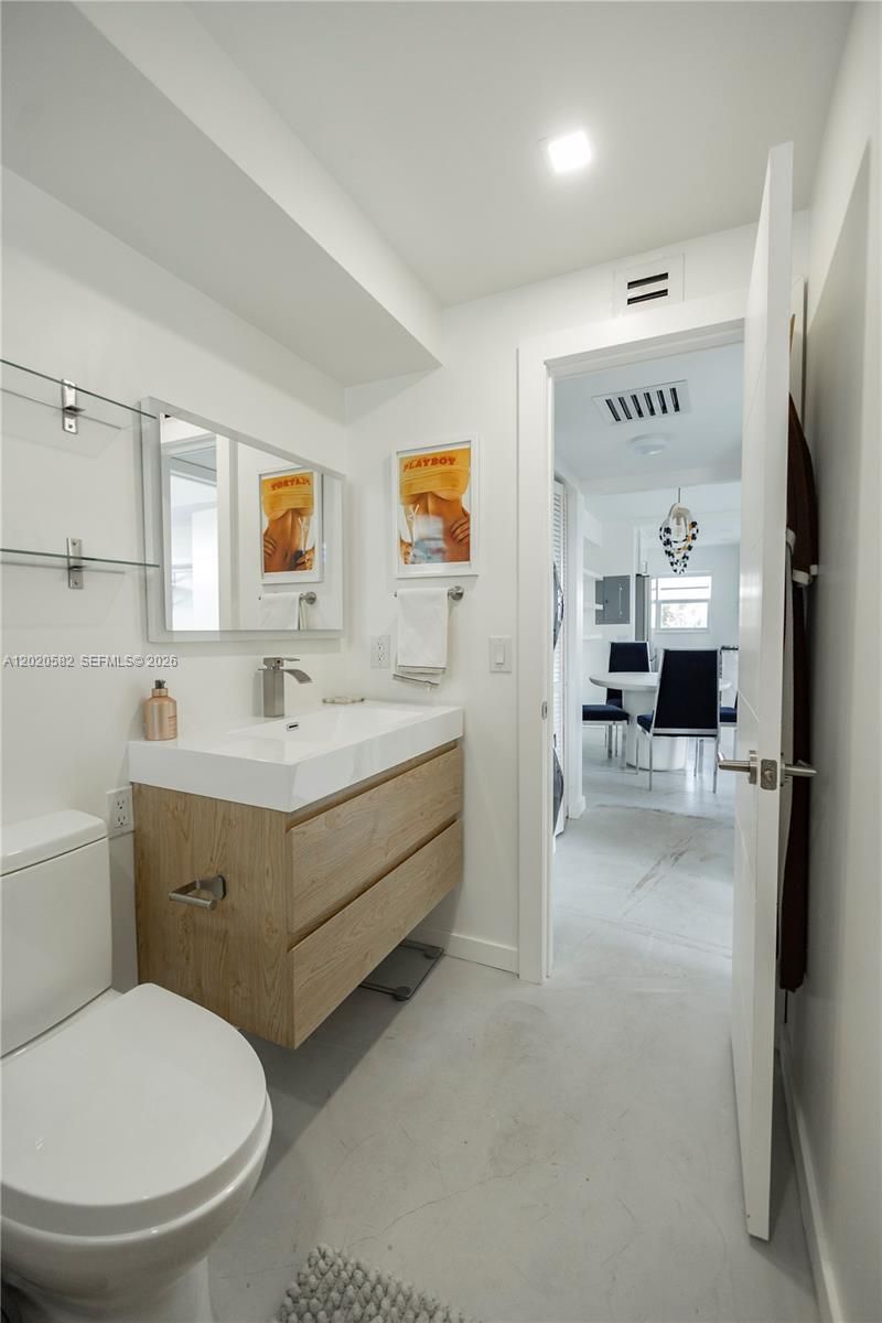 301 Jefferson Ave , Unit 4E, Miami Beach, FL 33139 Photo