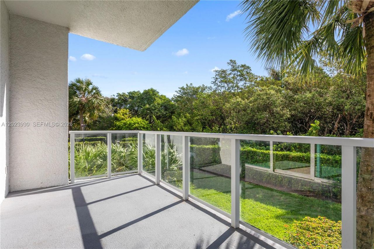 15051 Royal Oaks Ln, Unit 101, North Miami, FL 33181 Photo