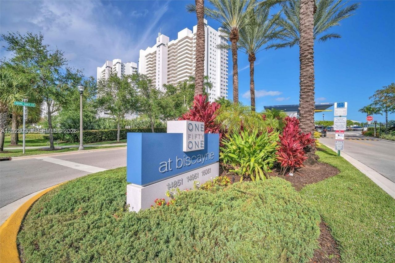 15051 Royal Oaks Ln , Unit 101, North Miami, FL 33181 Photo