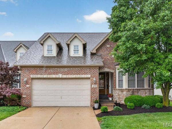 1579 Terra Vista Court, Chesterfield, MO 63146