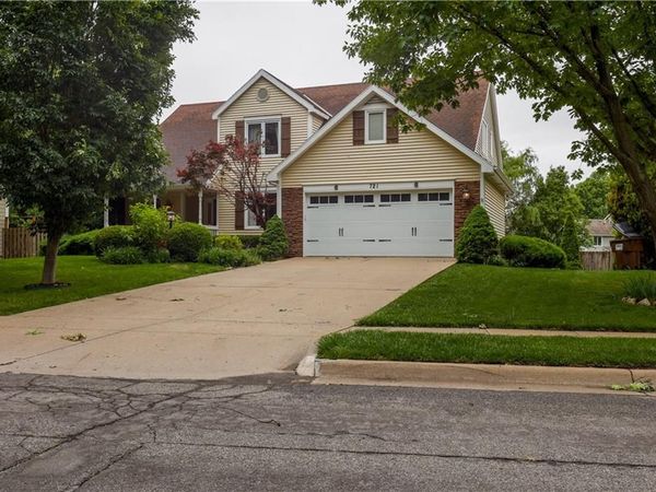 721 Eldridge Street, Lawrence, KS 66049