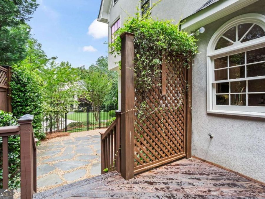 Property Image 37