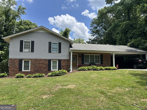 546 Barron Drive, Clarkesville, GA 30523