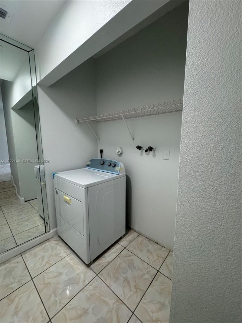 8231 NW 8th Pl, Unit 3, Plantation, FL 33324 Photo
