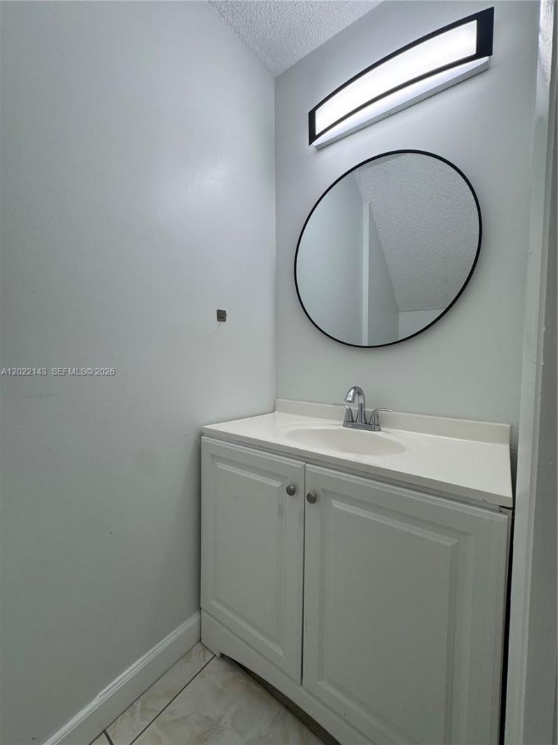 8231 NW 8th Pl, Unit 3, Plantation, FL 33324 Photo
