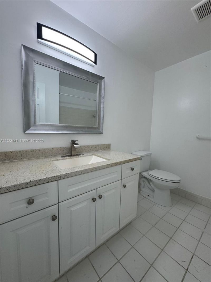 8231 NW 8th Pl, Unit 3, Plantation, FL 33324 Photo