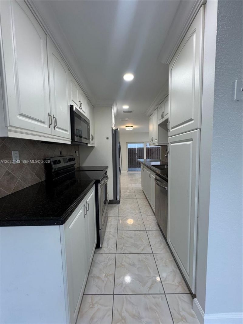 8231 NW 8th Pl, Unit 3, Plantation, FL 33324 Photo