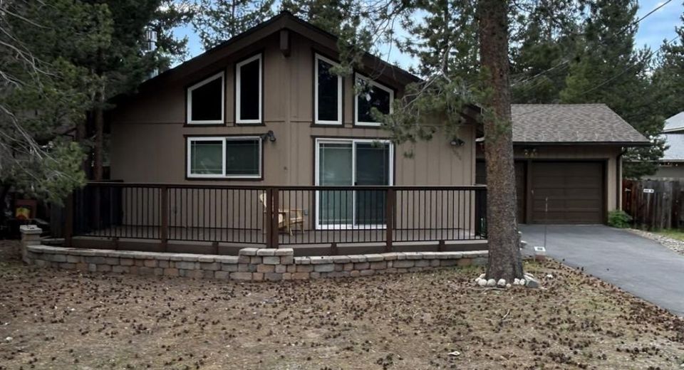1986 Cherokee Street, South Lake Tahoe, CA 96150 Photo