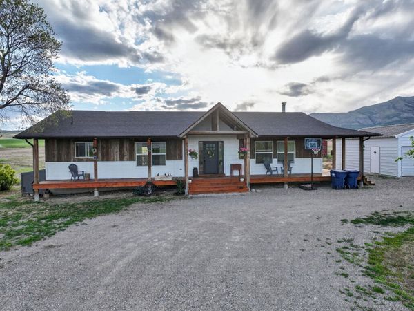 13863 S Robin Rd, Arimo, ID 83214
