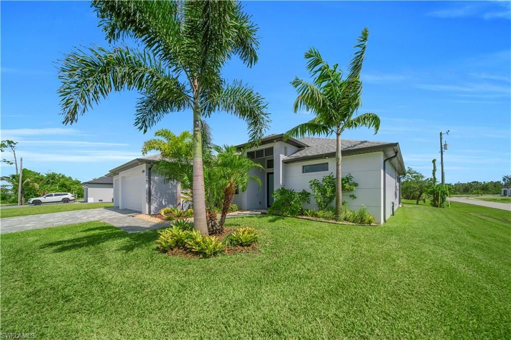 2728 SW 4th Ln , Cape Coral, FL 33991 Photo