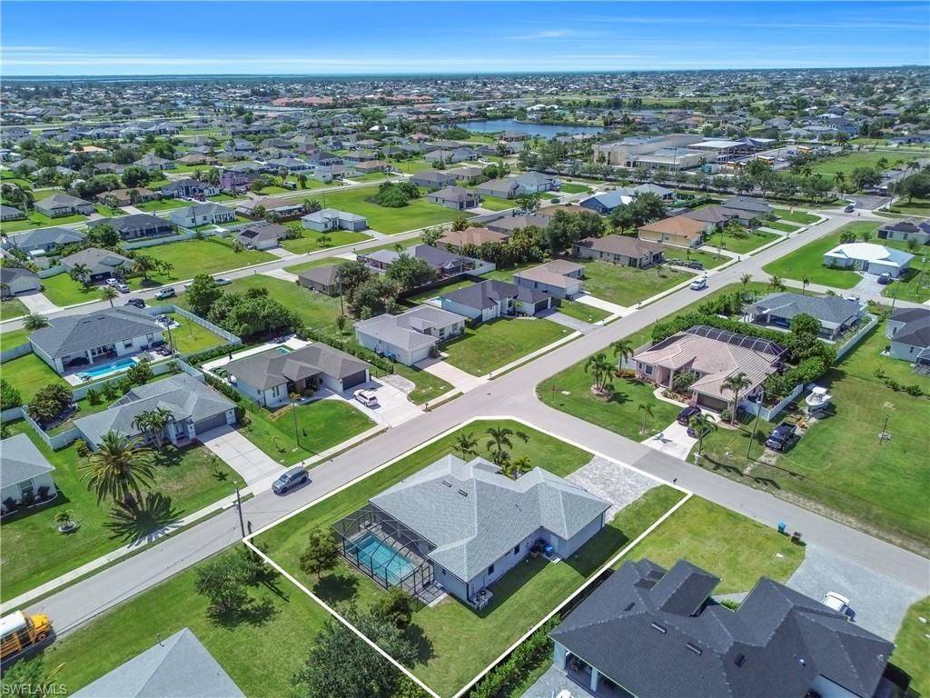 2728 SW 4th Ln , Cape Coral, FL 33991 Photo