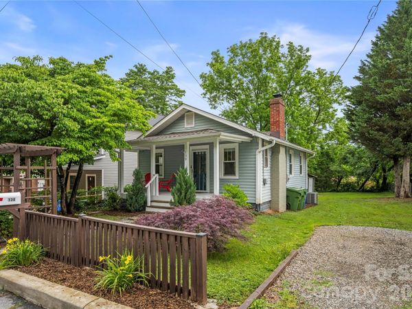 130 Winston Avenue, Asheville, NC 28803