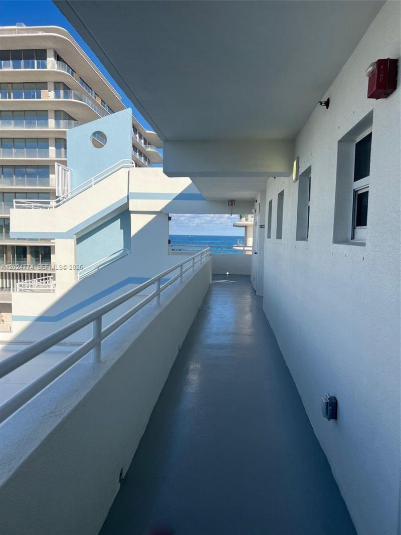 9156 Collins Ave , Unit 502, Surfside, FL 33154 Photo