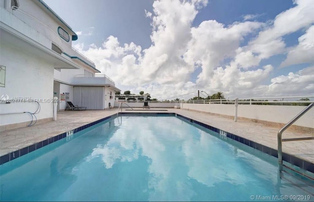 9156 Collins Ave , Unit 502, Surfside, FL 33154 Photo