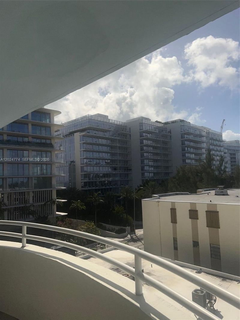 9156 Collins Ave , Unit 502, Surfside, FL 33154 Photo
