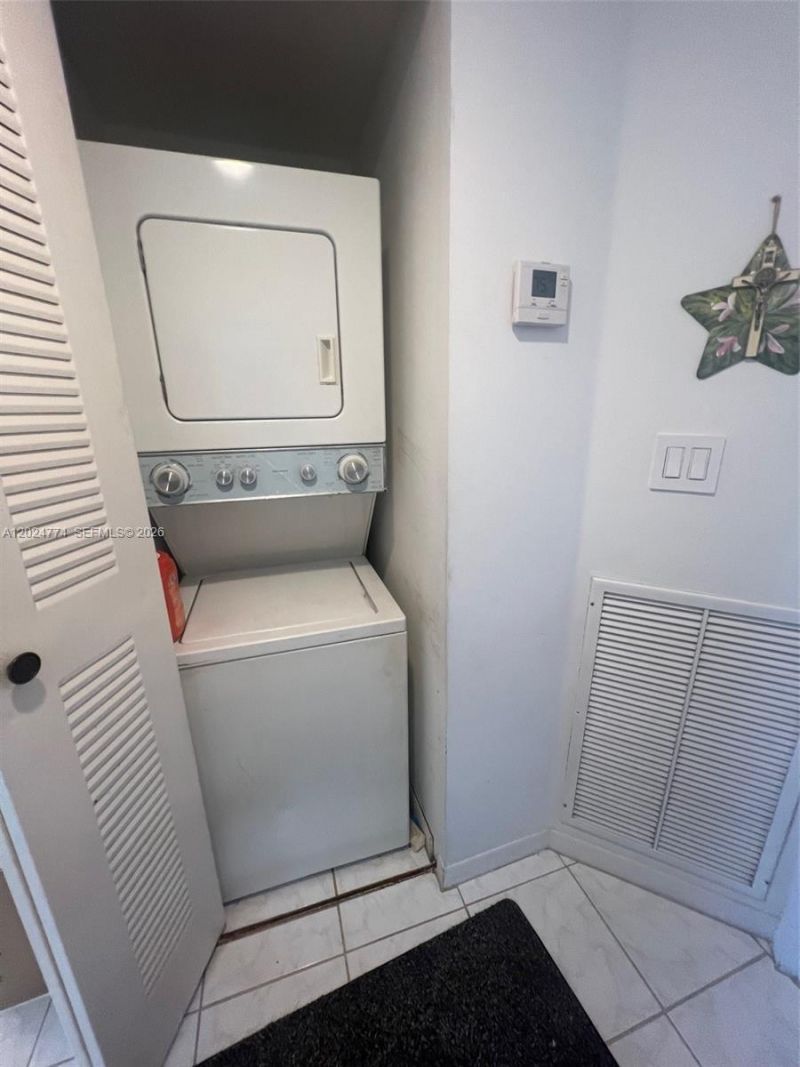 9156 Collins Ave , Unit 502, Surfside, FL 33154 Photo