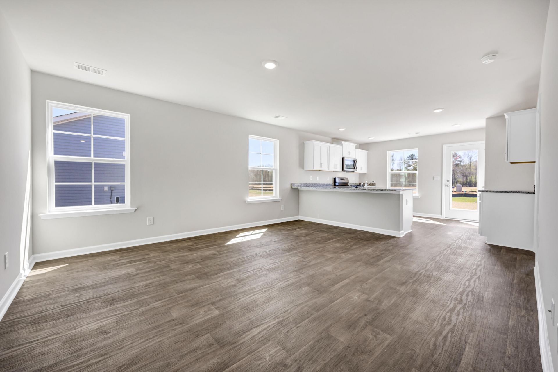 160 Stamford Road Photo 11