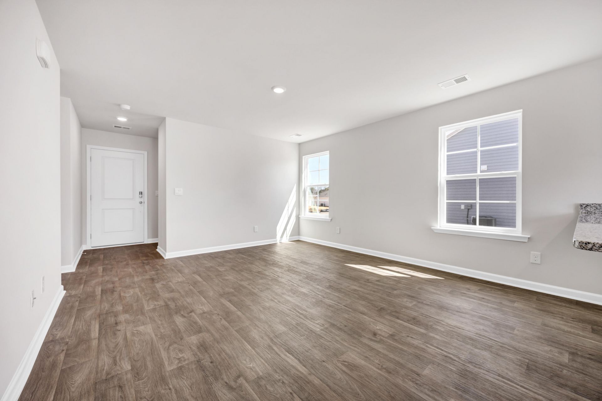 160 Stamford Road Photo 12