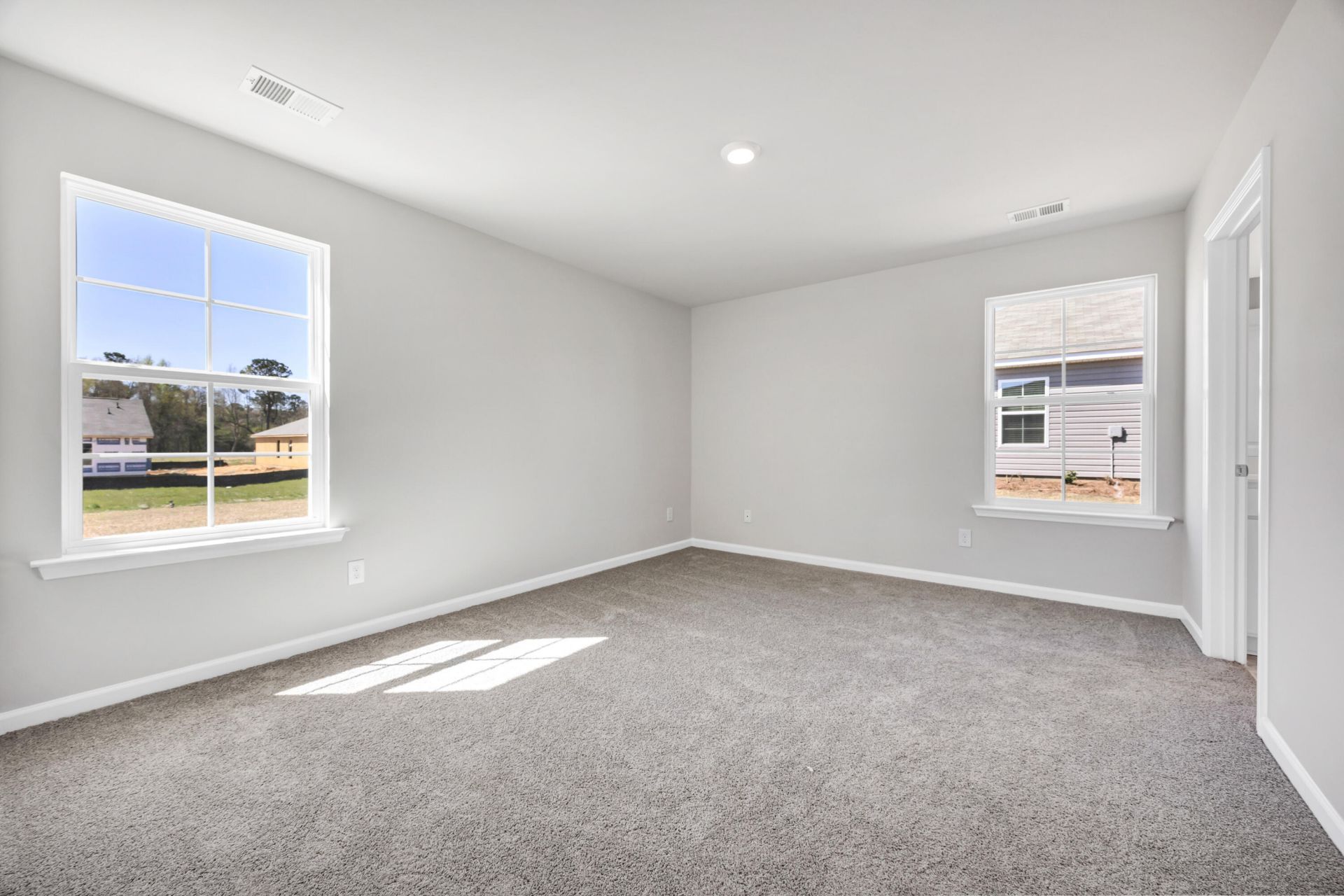 160 Stamford Road Photo 15