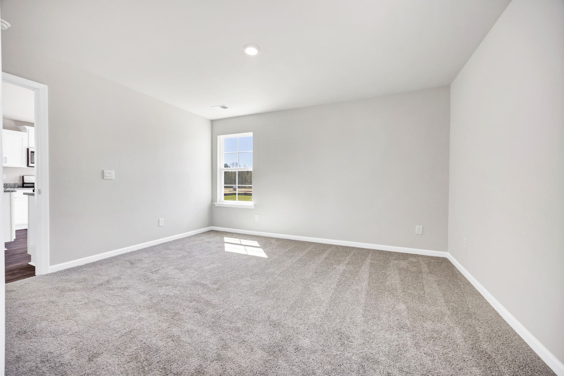 160 Stamford Road Photo 17
