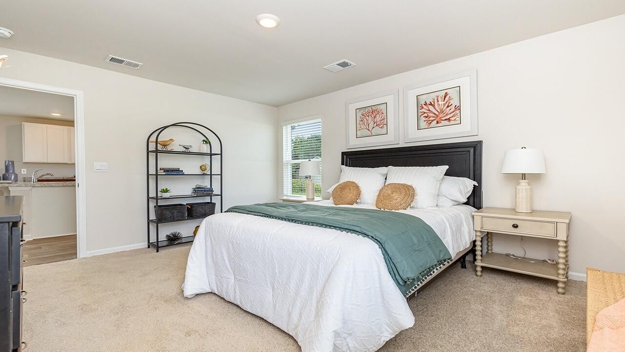 160 Stamford Road Photo 18