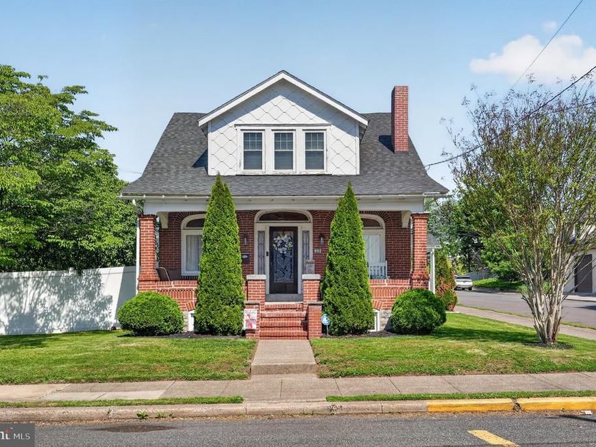 639 E Vine Street, Stowe, PA 19464 Main Photo