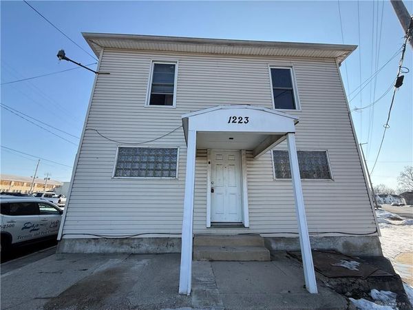 1223 Lagonda Avenue, Springfield, OH 45503