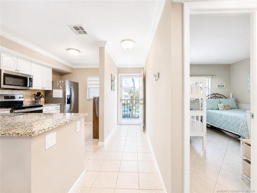 7430 S Ocean Drive, Unit 220, Jensen Beach, FL 34957 Photo