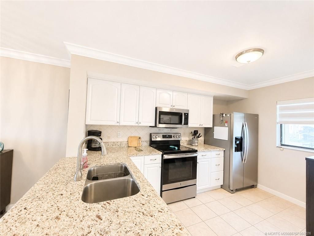 7430 S Ocean Drive, Unit 220, Jensen Beach, FL 34957 Photo