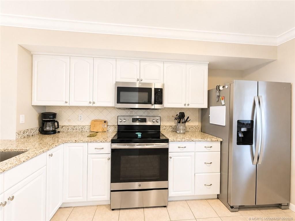 7430 S Ocean Drive, Unit 220, Jensen Beach, FL 34957 Photo