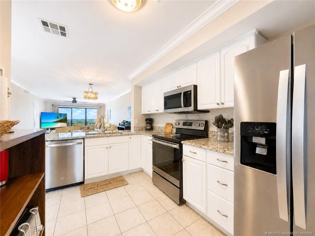 7430 S Ocean Drive, Unit 220, Jensen Beach, FL 34957 Photo