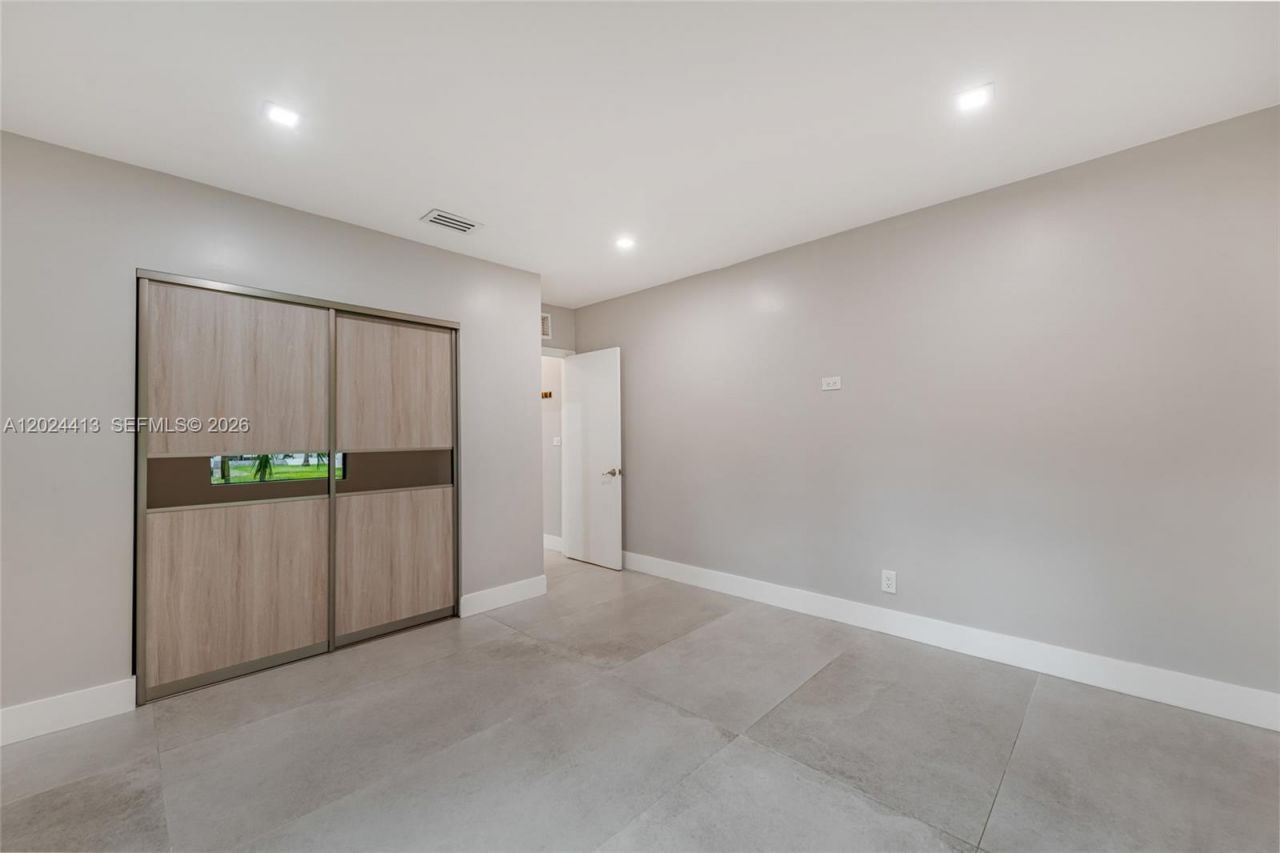 138 NW 106th St , Unit main, Miami Shores, FL 33150 Photo