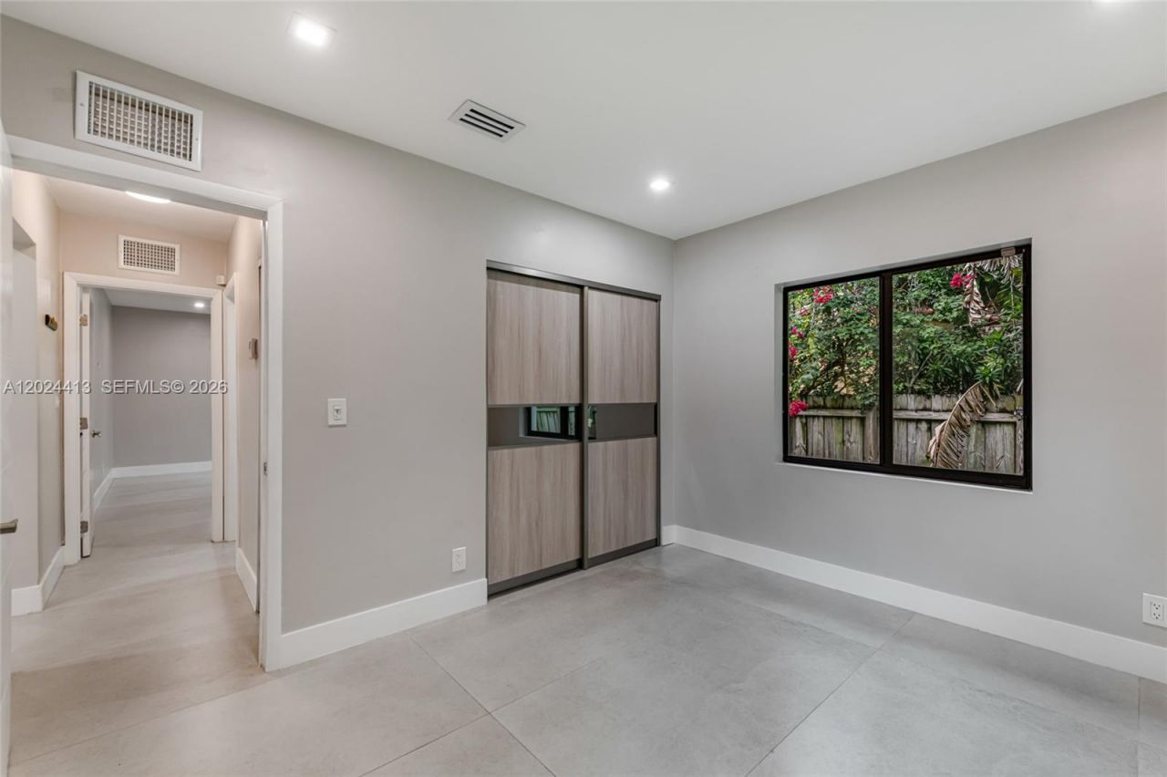 138 NW 106th St , Unit main, Miami Shores, FL 33150 Photo