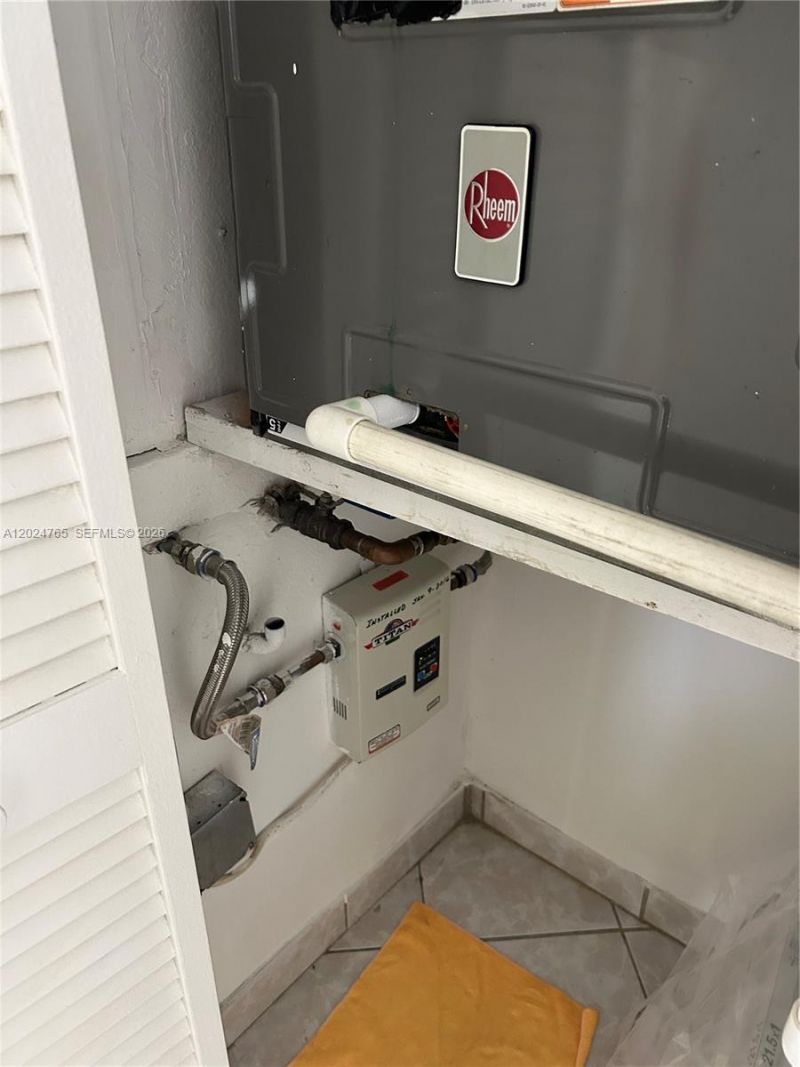 10919 W Okeechobee Rd , Unit 101, Hialeah Gardens, FL 33018 Photo